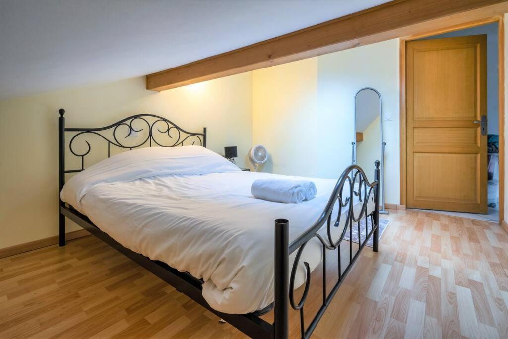 Cabana & Panorama Lac Annecy -Parking & Terrasse Sévrier Екстериор снимка