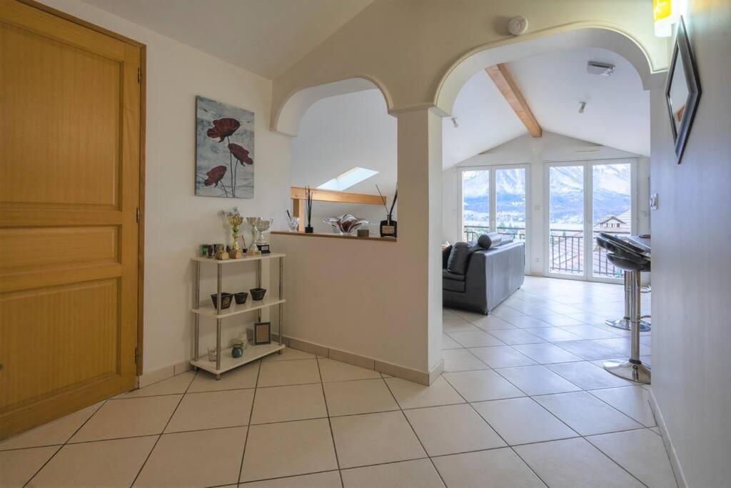 Cabana & Panorama Lac Annecy -Parking & Terrasse Sévrier Екстериор снимка